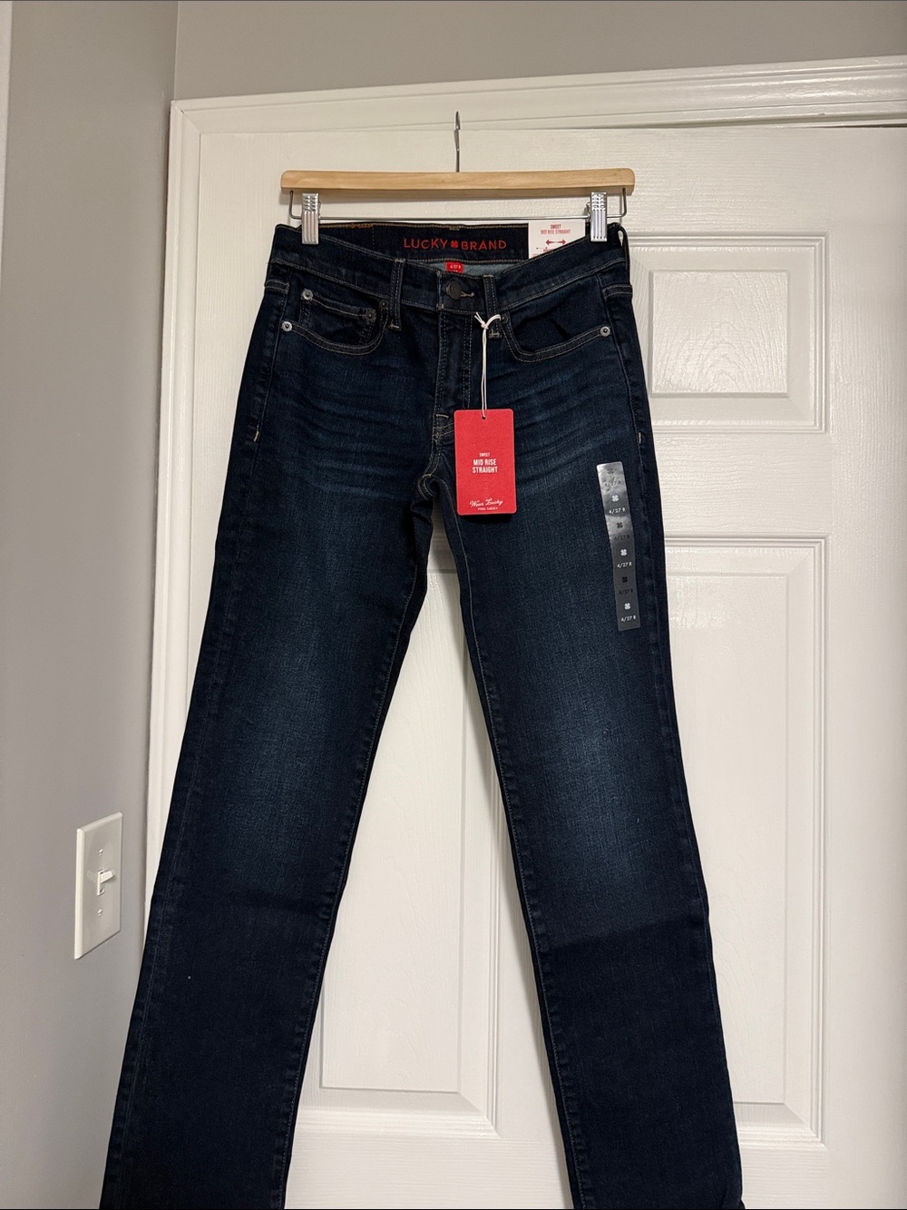 Lucky Brand Women's Straight Jeans in Dark Indigo
